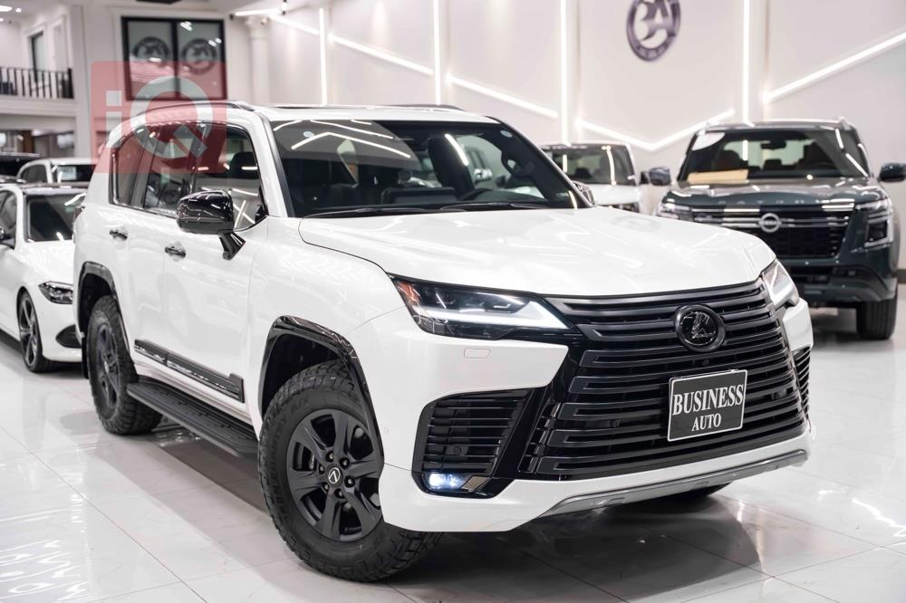 Lexus LX